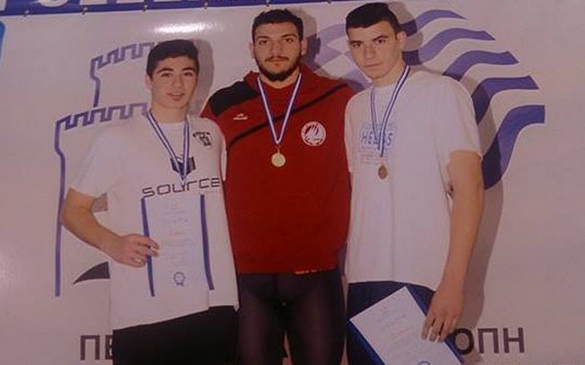 iev Madenlis-kostas-dexia