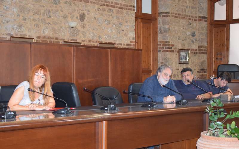 dimarxos st arxaiologik 4