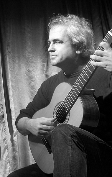 bravakis kostas