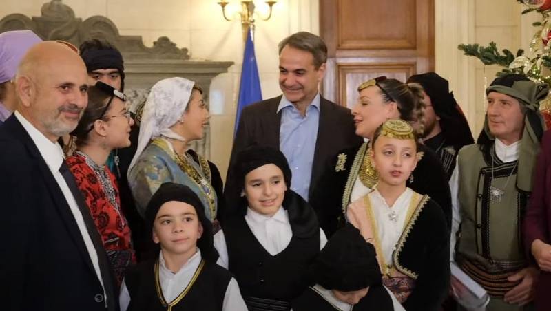 eln mitsotakis2