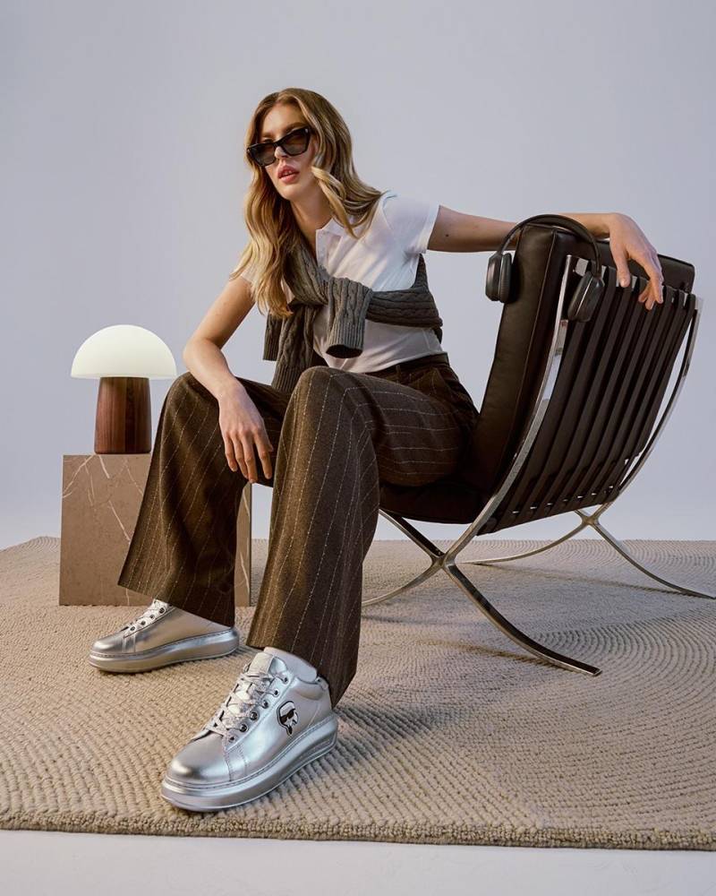 trendy look