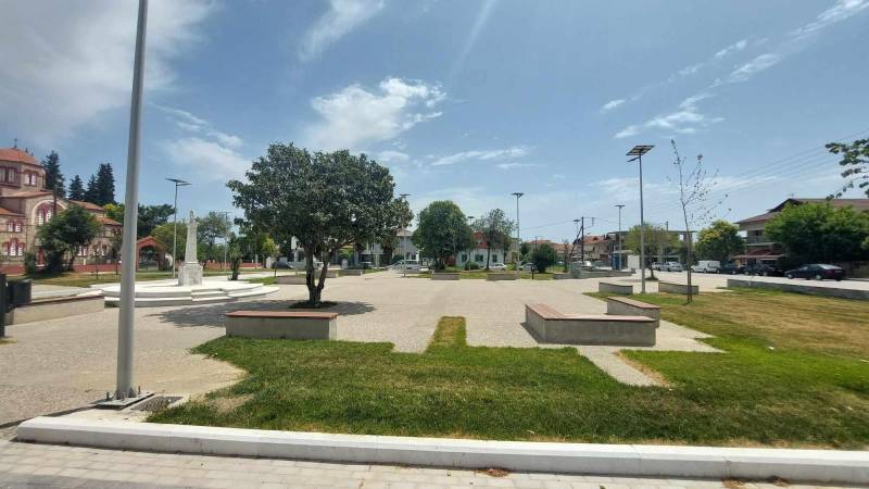 plateia makroxori23