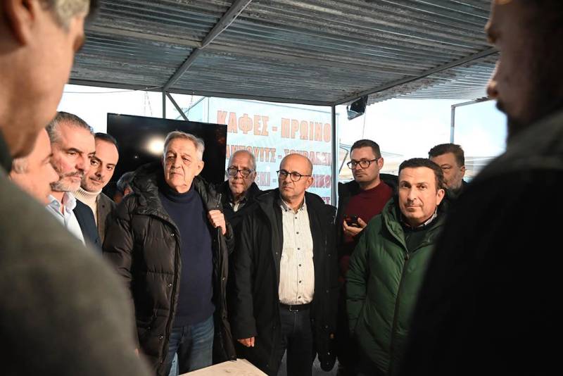 pasok kouloura